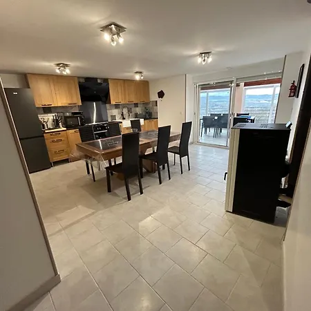 Nyaraló Le Domaine Du Bez De Jules Piscine,sauna,sauna,hammam,spa Saint-Laurent-dʼOlt