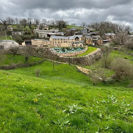 Le Domaine Du Bez De Jules Piscine,sauna,sauna,hammam,spa * Saint-Laurent-dʼOlt