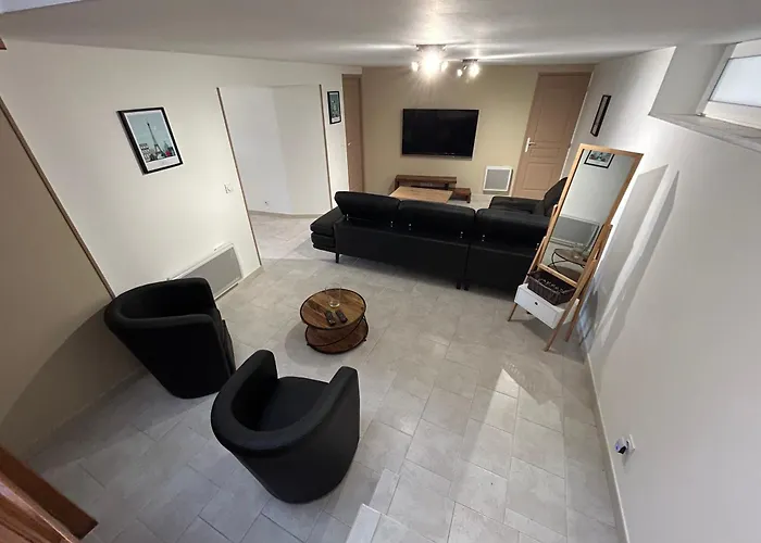 بيت للعطل Le Domaine Du Bez De Jules Piscine,sauna,sauna,hammam,spa Saint-Laurent-dʼOlt