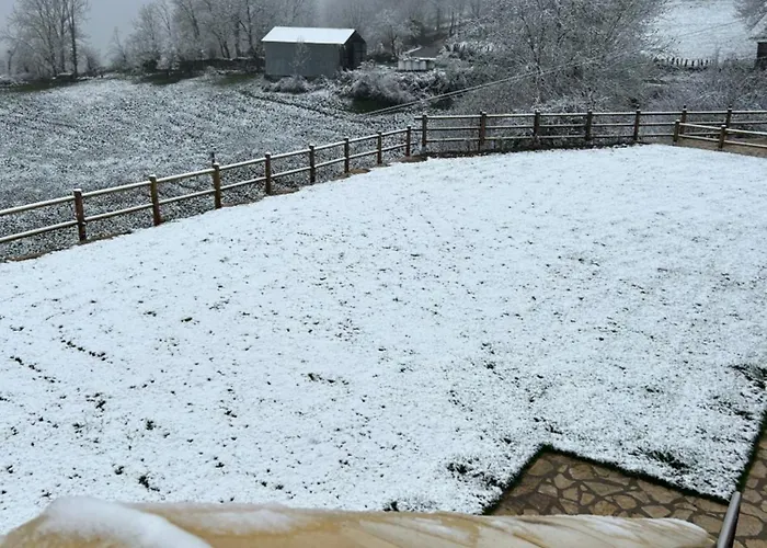 Le Domaine Du Bez De Jules Piscine,sauna,sauna,hammam,spa بيت للعطل *